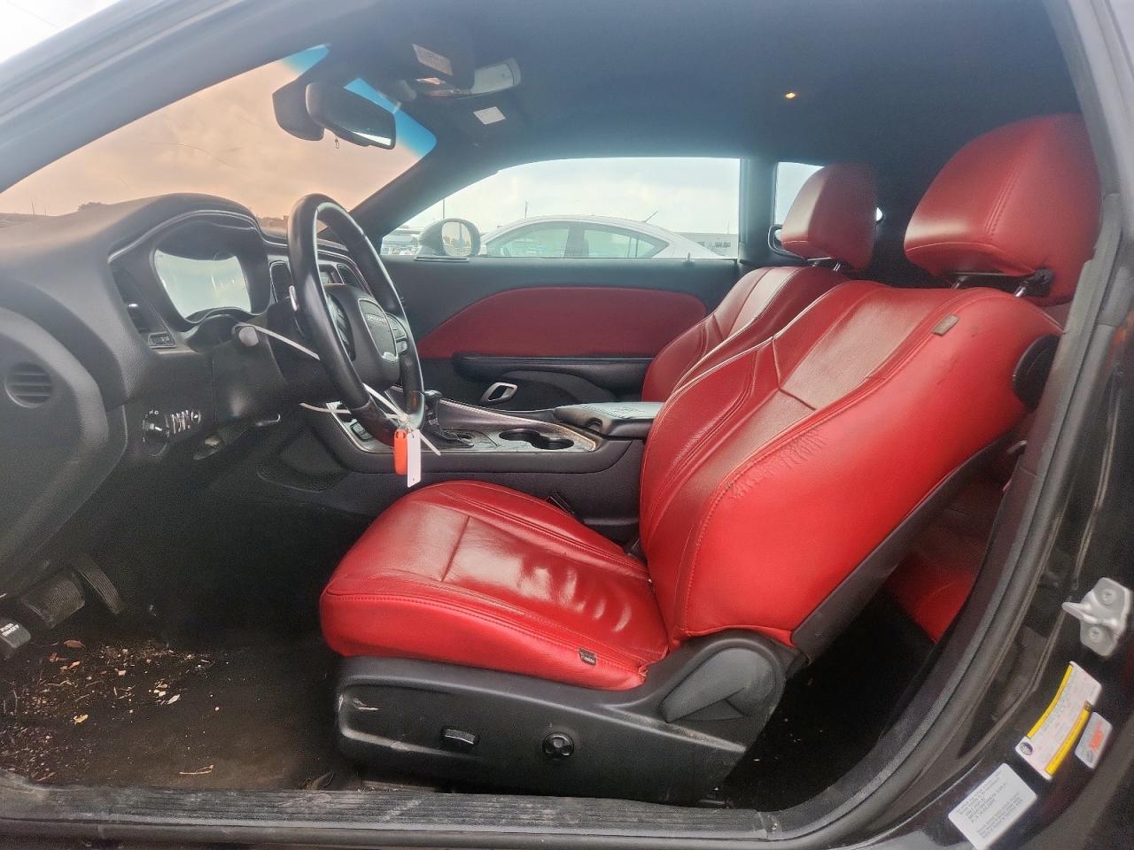 2015 Dodge Challenger Sxt VIN: 2C3CDZAT4FH822002 Lot: 93195795