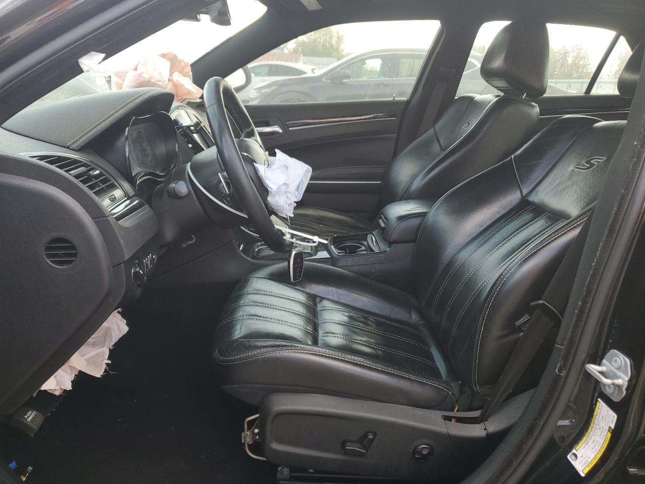 2019 Chrysler 300 S VIN: 2C3CCABG2KH601188 Lot: 85958065