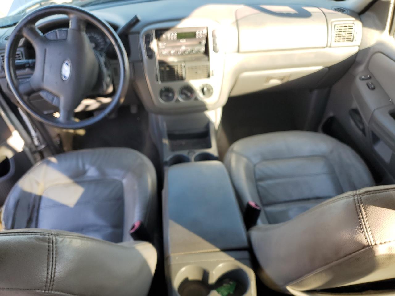 2005 Ford Explorer Xlt VIN: 1FMZU63K65UB24815 Lot: 91851865