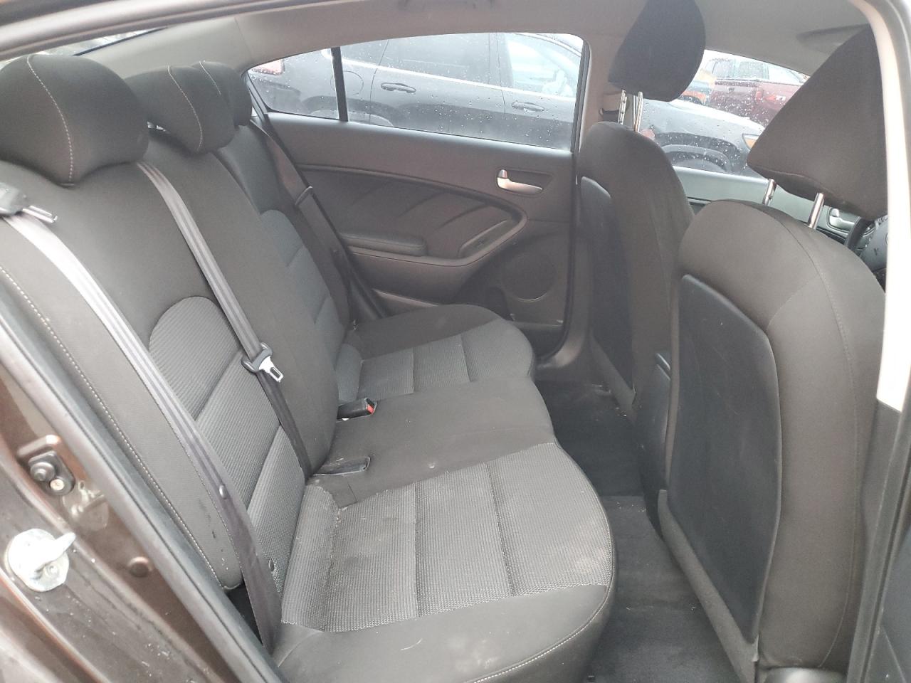 2017 Kia Forte Lx VIN: 3KPFK4A79HE153888 Lot: 93585225