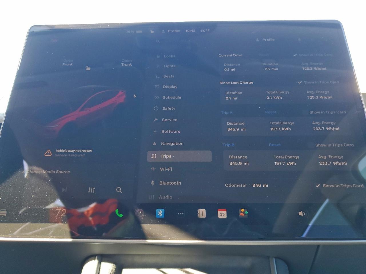 2026 Tesla Model Y VIN: 7SAYGDEEXTA495923 Lot: 93447245