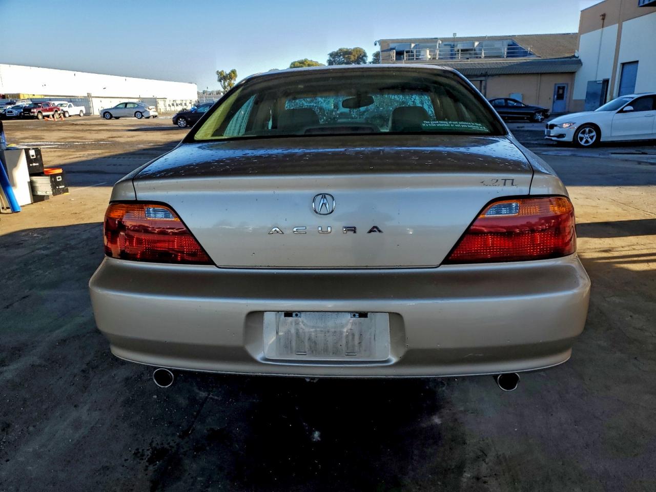 2000 Acura 3.2Tl VIN: 19UUA5661YA056043 Lot: 94164655