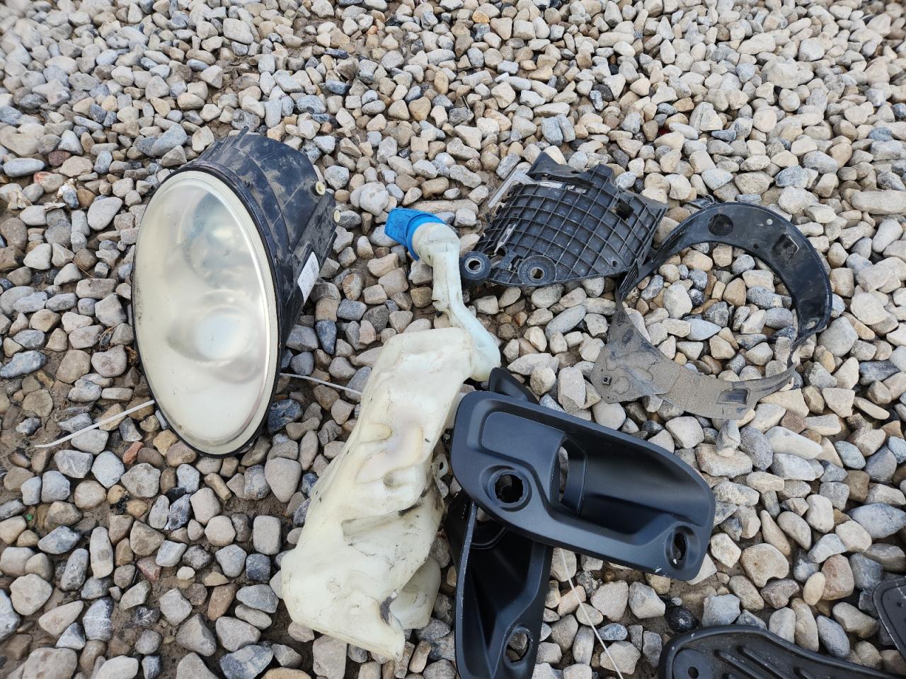 2010 Volkswagen New Beetle VIN: 3VWRW3AL1AM007342 Lot: 92665605