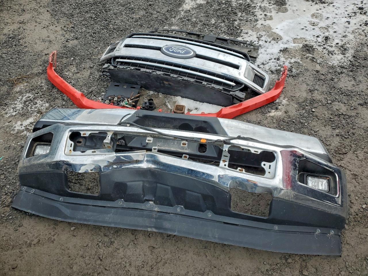 2018 Ford F150 Super Cab VIN: 1FTEX1EP2JKF84727 Lot: 91906225