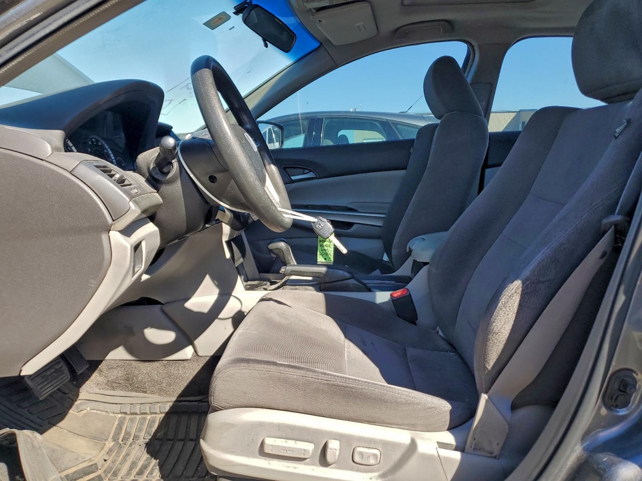 2009 Honda Accord Ex VIN: 1HGCP26759A053598 Lot: 89460125