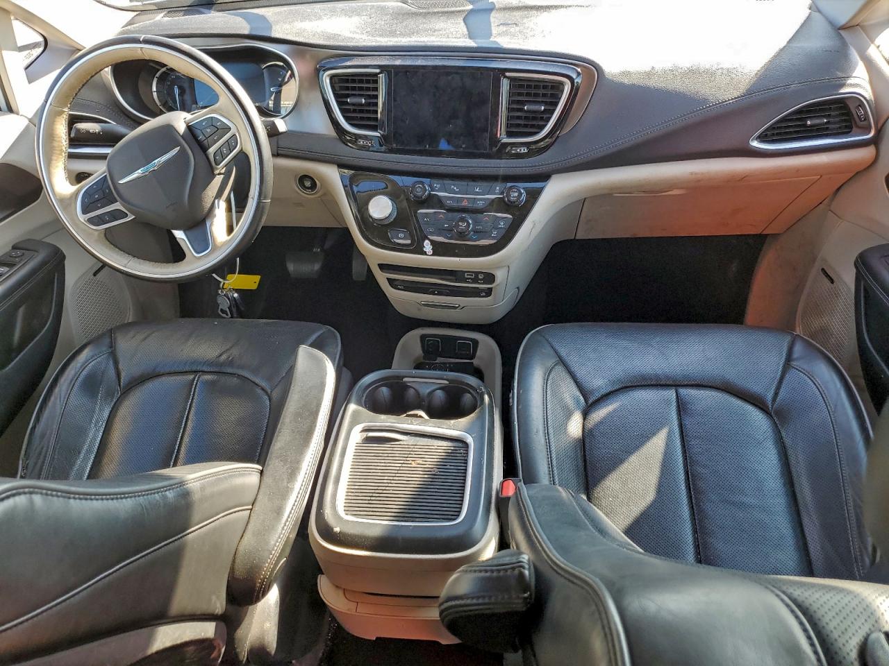 2018 Chrysler Pacifica Hybrid Limited VIN: 2C4RC1N75JR129420 Lot: 94059405