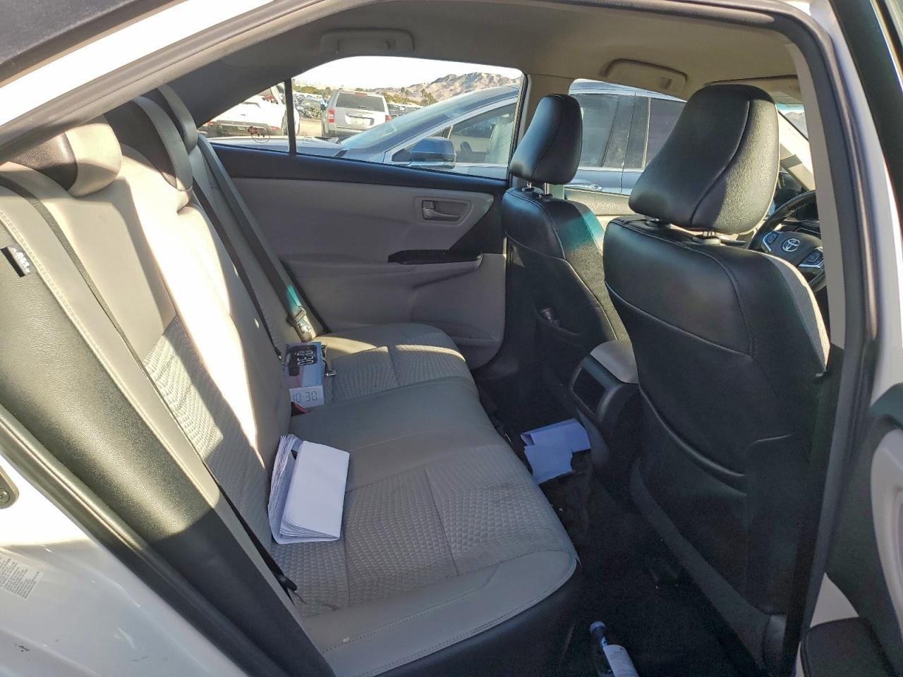 2015 Toyota Camry Le VIN: 4T1BF1FK9FU044288 Lot: 94996065