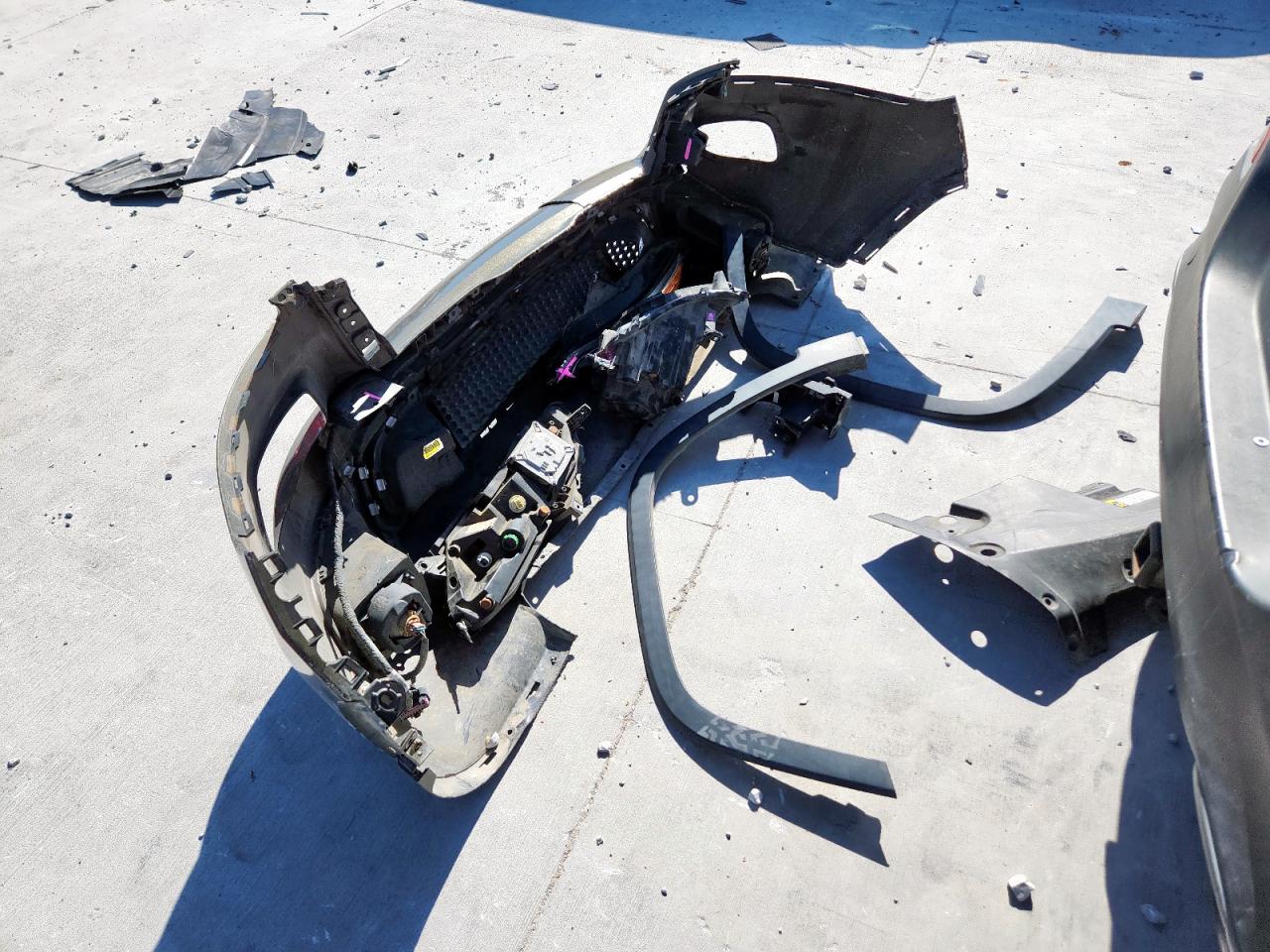 2016 Jeep Cherokee Latitude VIN: 1C4PJLCS6GW110567 Lot: 92310865