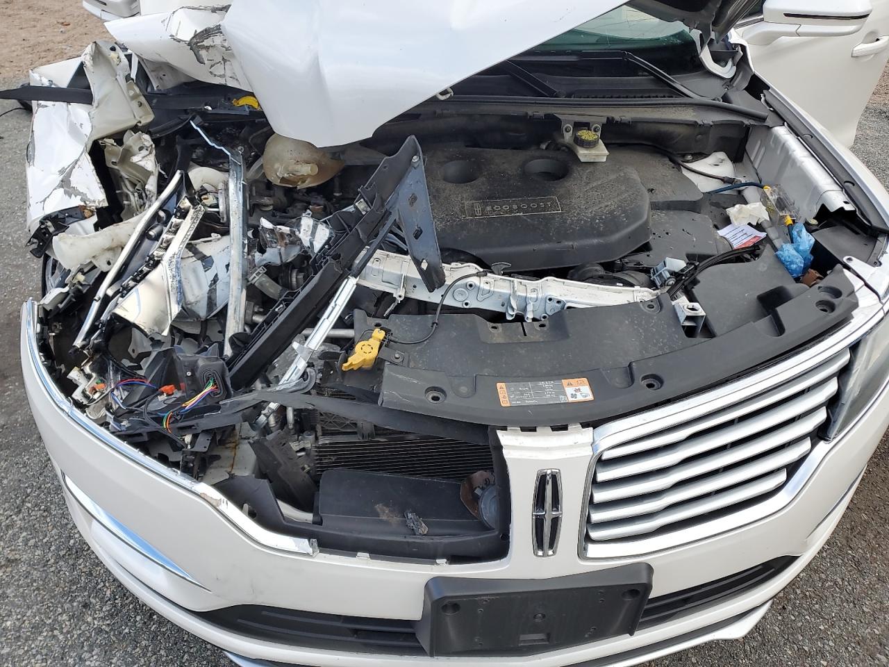 2017 Lincoln Mkc Select VIN: 5LMCJ2D99HUL20235 Lot: 92082475