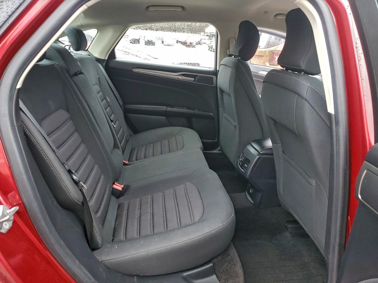 2019 Ford Fusion Se VIN: 3FA6P0LU3KR100543 Lot: 94351905