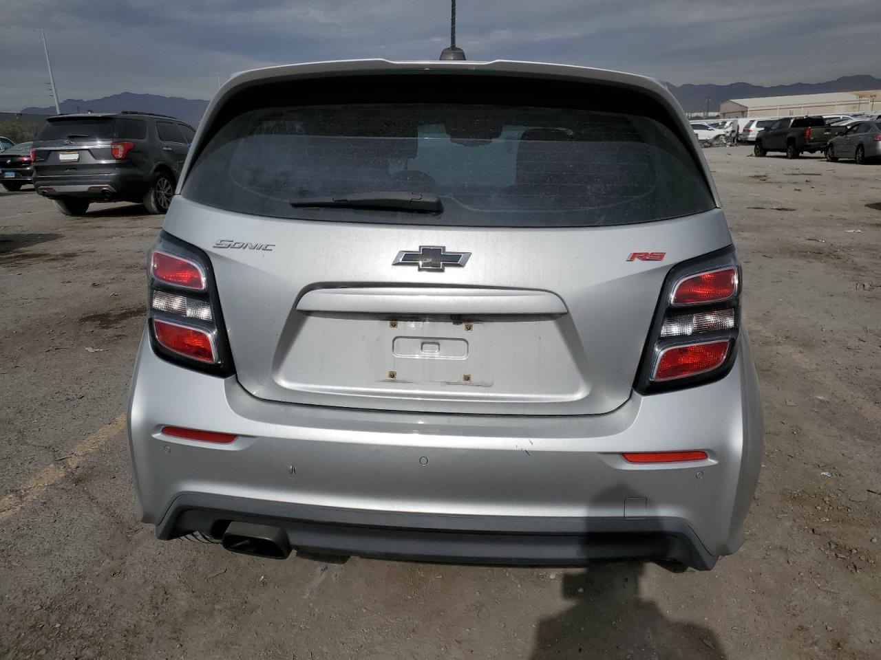 2019 Chevrolet Sonic Lt VIN: 1G1JD6SBXK4139552 Lot: 92464635