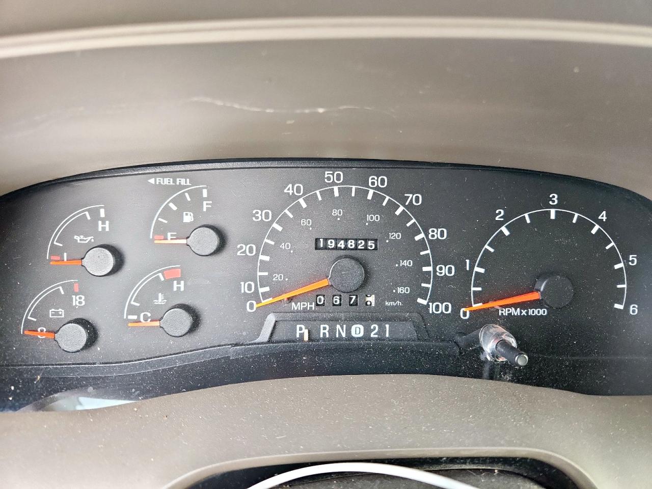 2000 Ford Excursion Xlt VIN: 1FMNU40L5YEA63875 Lot: 93439395