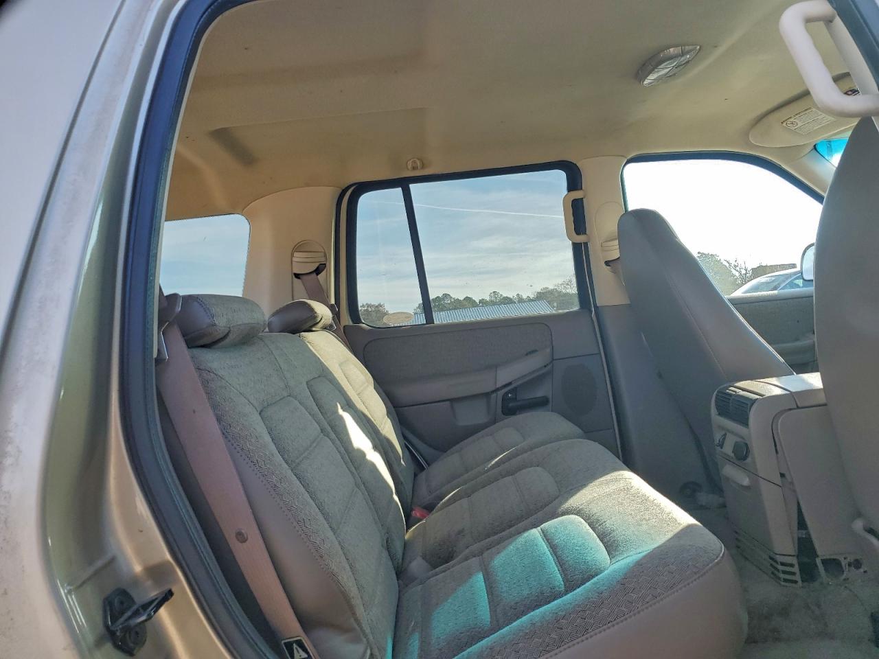 2002 Ford Explorer Xls VIN: 1FMZU62E92UC34152 Lot: 94050985