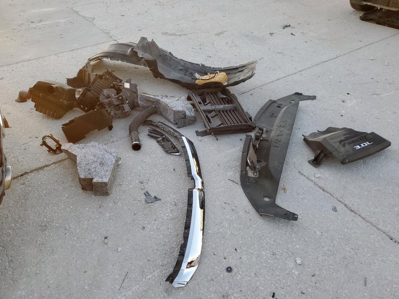 2020 Ram 1500 Limited VIN: 1C6RREHM5LN246297 Lot: 91078865