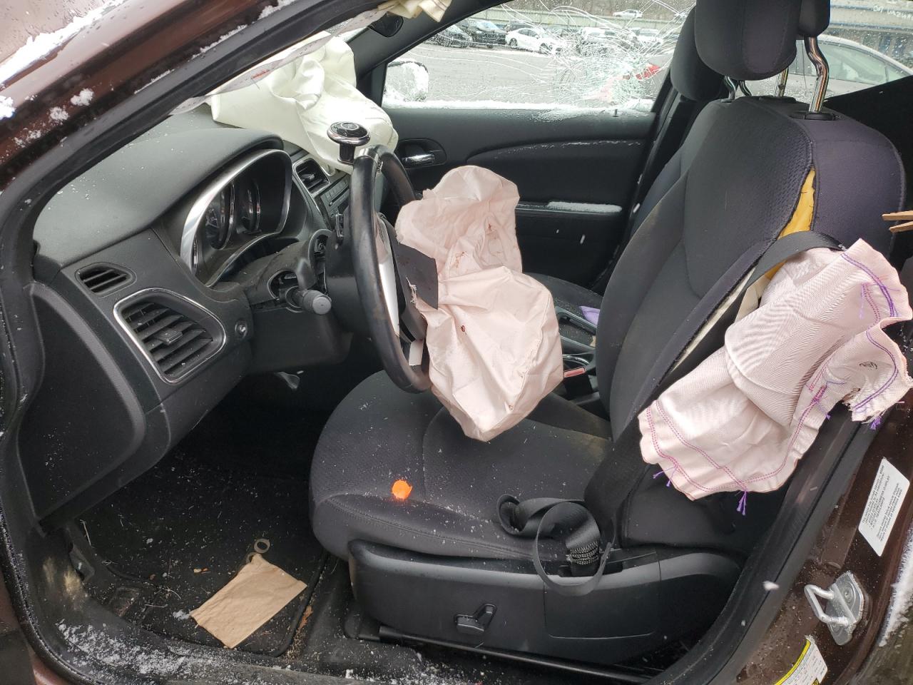 2013 Chrysler 200 Touring VIN: 1C3CCBBB6DN629810 Lot: 92220545