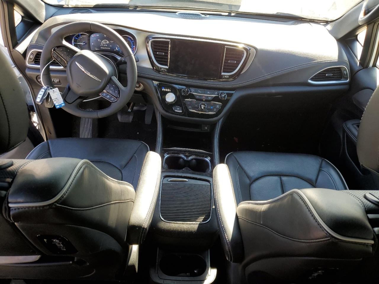 2024 Chrysler Pacifica Hybrid Select VIN: 2C4RC1S75RR112360 Lot: 92469435