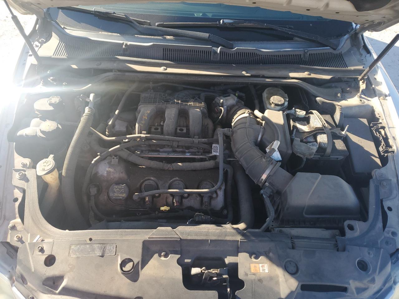 2011 Ford Taurus Se VIN: 1FAHP2DW5BG133782 Lot: 90118185