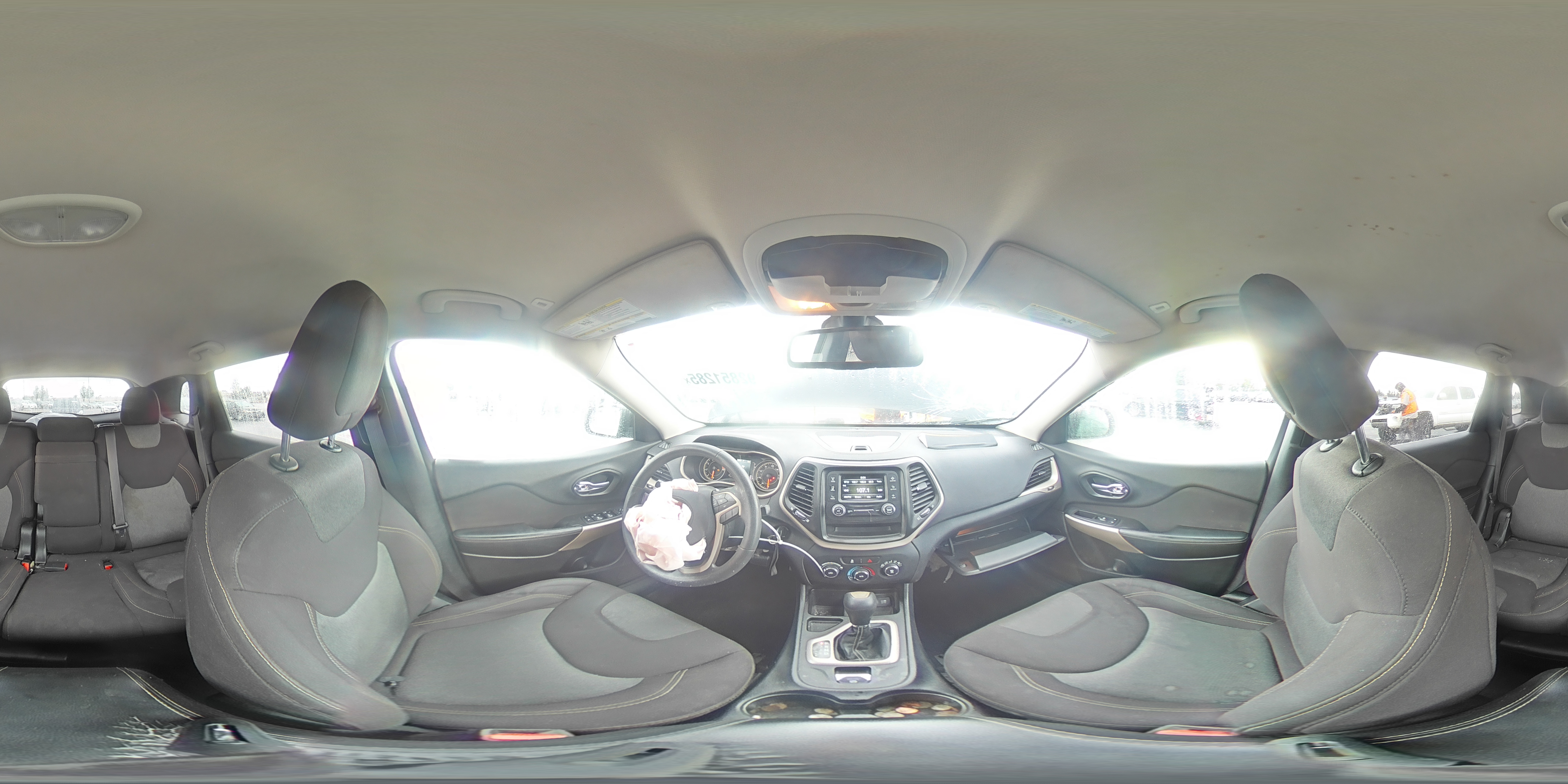 2018 Jeep Cherokee Latitude VIN: 1C4PJLCB6JD615284 Lot: 92851285