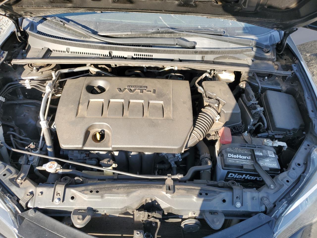 2018 Toyota Corolla L VIN: 5YFBURHE0JP738082 Lot: 92303645