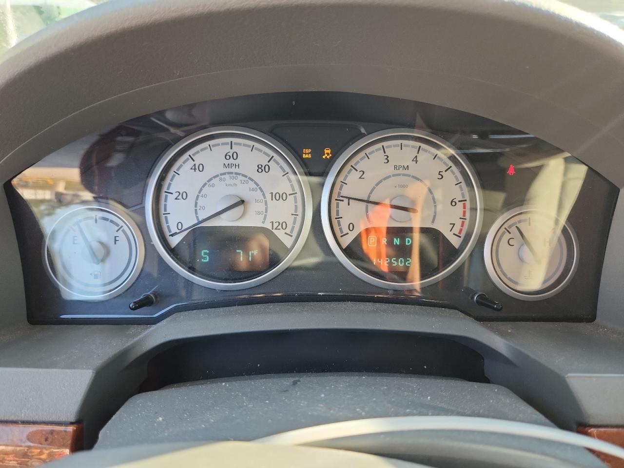 2008 Chrysler Town & Country Touring VIN: 2A8HR54P98R664398 Lot: 91327145