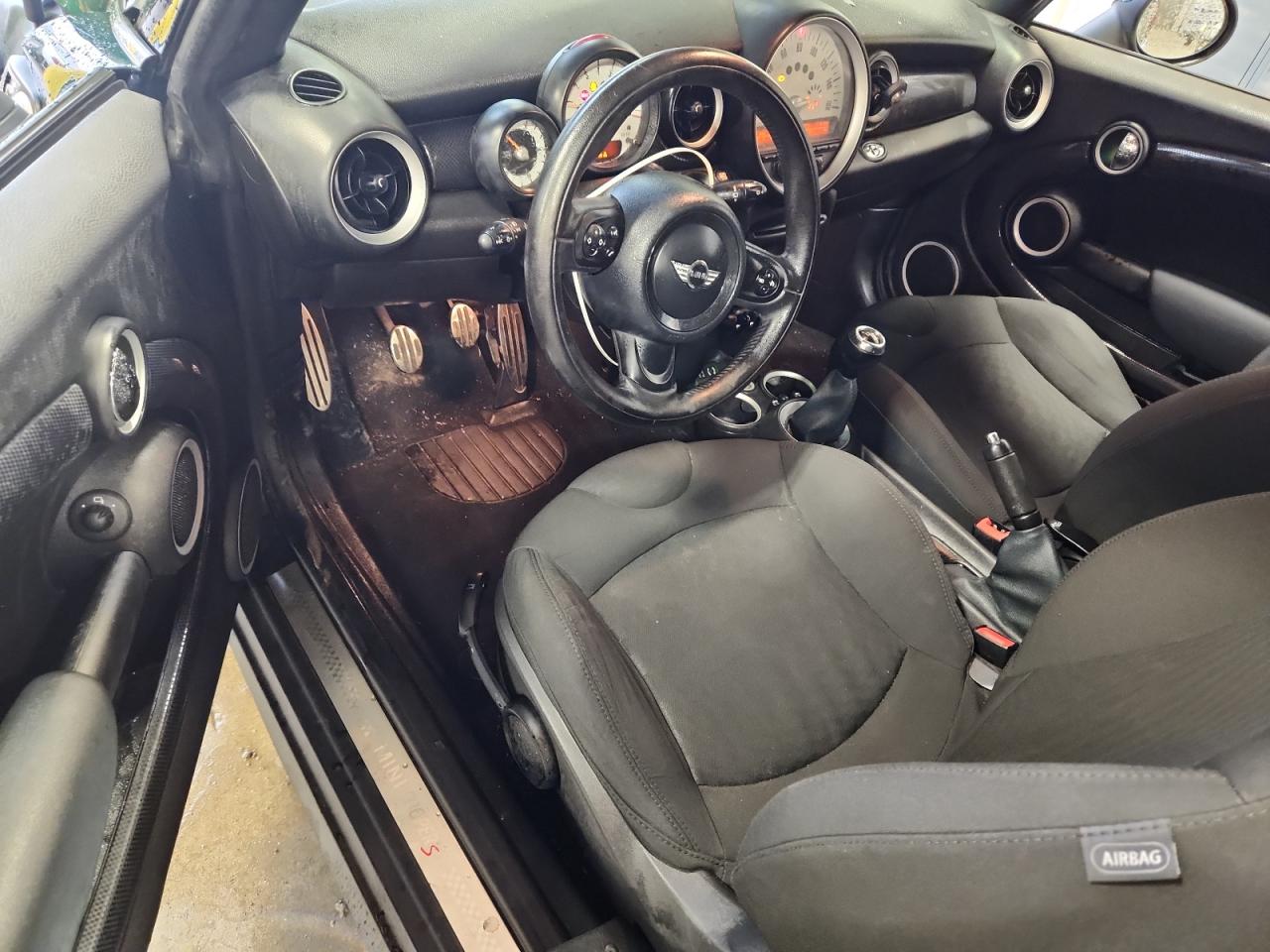 2014 Mini Cooper S VIN: WMWZP3C50ET298564 Lot: 93532525