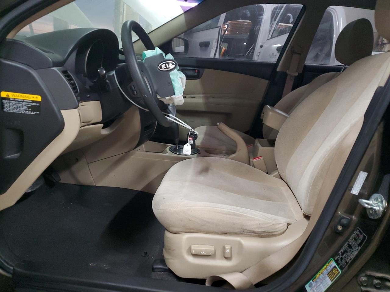 2009 Kia Optima Lx VIN: KNAGE228795327300 Lot: 91888485