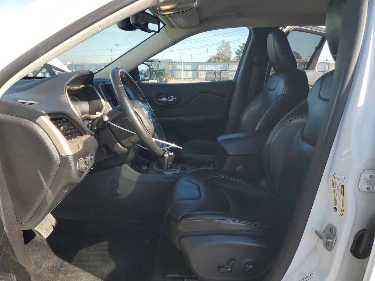 2014 Jeep Cherokee Limited VIN: 1C4PJMDS4EW211835 Lot: 92058115