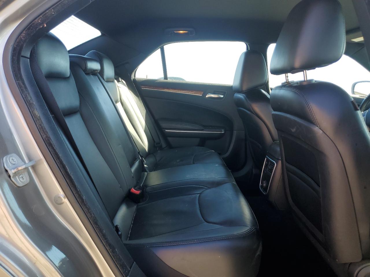 2014 Chrysler 300 VIN: 2C3CCAAG0EH181016 Lot: 92044545