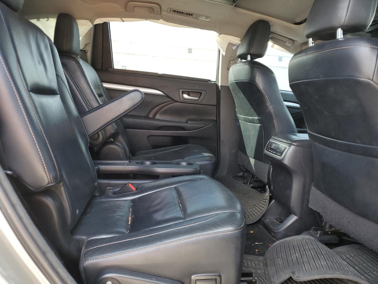 2015 Toyota Highlander Xle VIN: 5TDJKRFH5FS224368 Lot: 91626285