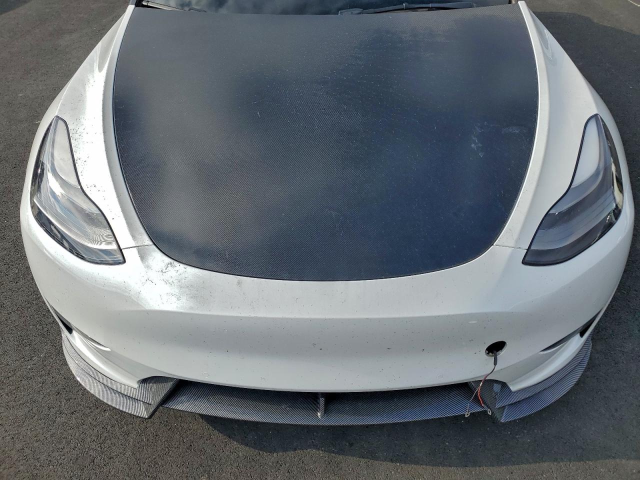 2022 Tesla Model Y VIN: 7SAYGDEF3NF366341 Lot: 94702815