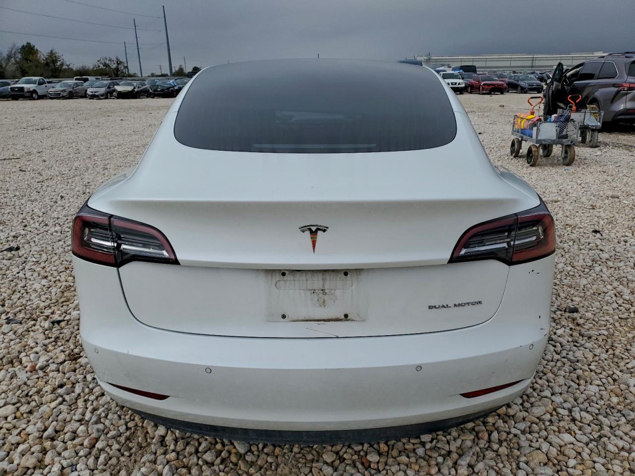 2018 Tesla Model 3 VIN: 5YJ3E1EB6JF181378 Lot: 93449695