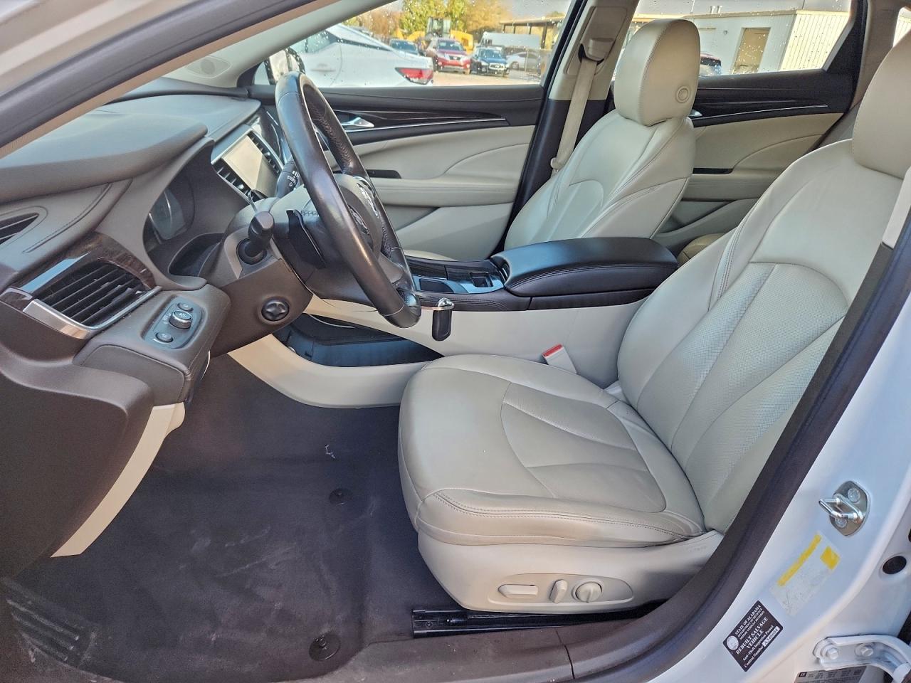 2017 Buick Lacrosse Essence VIN: 1G4ZP5SS6HU143324 Lot: 93834425