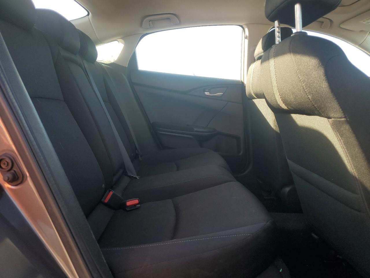 2018 Honda Civic Ex VIN: 2HGFC2F73JH577167 Lot: 91687995