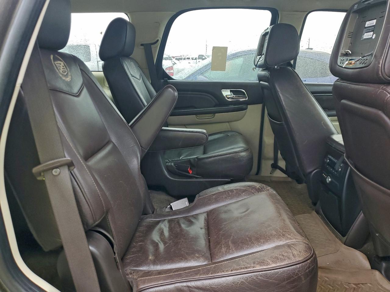 2011 Cadillac Escalade Platinum VIN: 1GYS4DEF3BR311531 Lot: 94434255