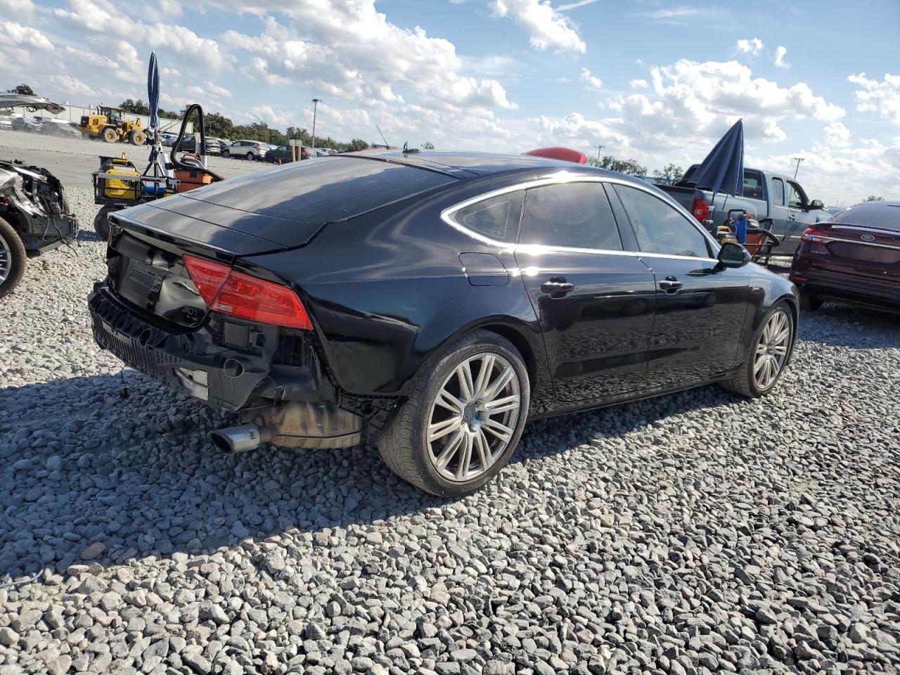 Фото: WAUYGAFC0DN107965