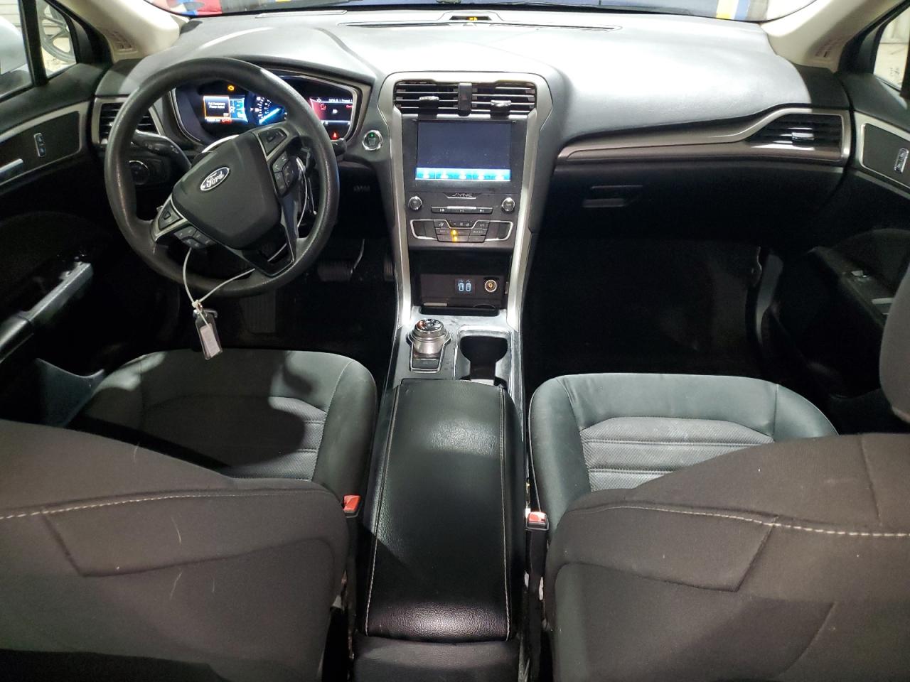 2020 Ford Fusion Se VIN: 3FA6P0T92LR179572 Lot: 93122305