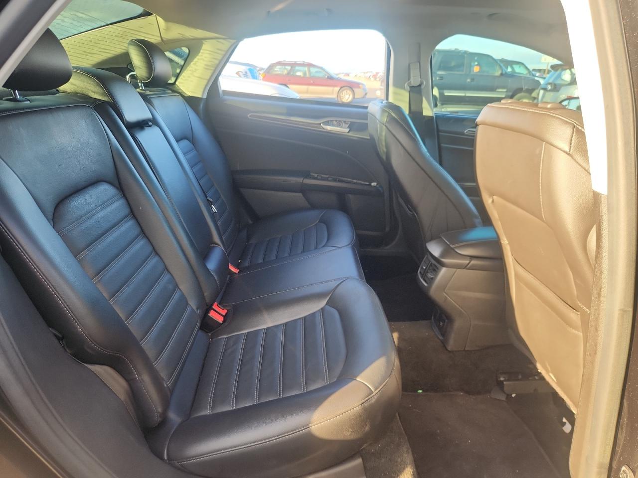 2015 Ford Fusion Se Hybrid VIN: 3FA6P0LU3FR258046 Lot: 91922985