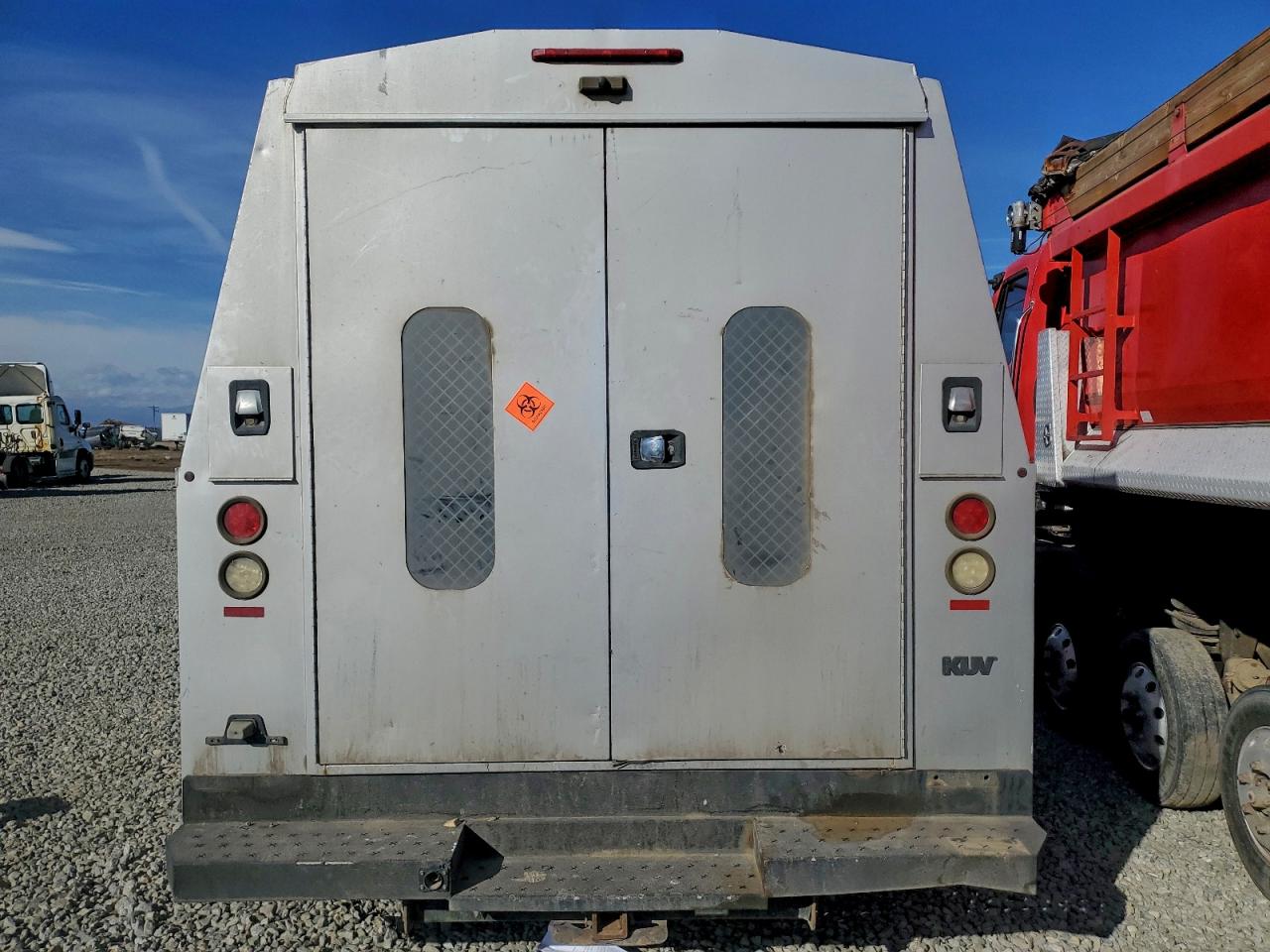 2016 Ford Econoline E450 Super Duty Cutaway Van VIN: 1FDXE4FS4GDC06369 Lot: 94147575