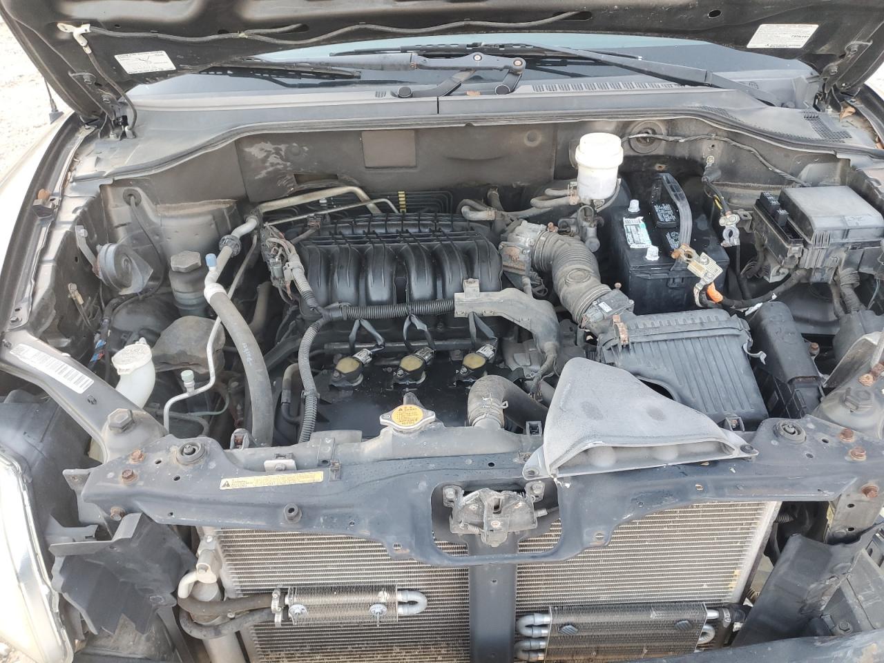 2010 Mitsubishi Endeavor Ls VIN: 4A4JM2AS1AE016760 Lot: 92284545