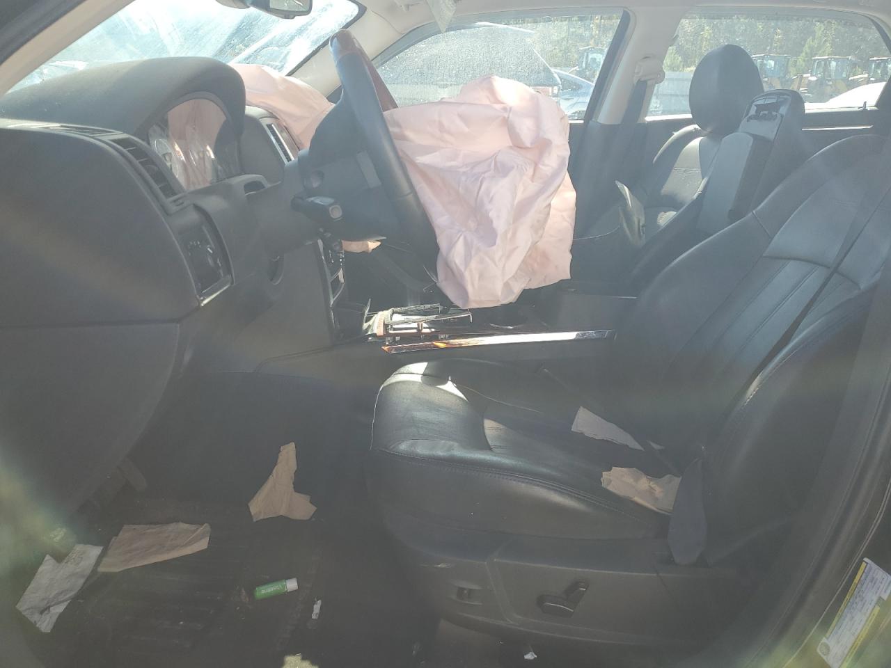 2008 Chrysler 300C VIN: 2C3KA63H68H335933 Lot: 90670535