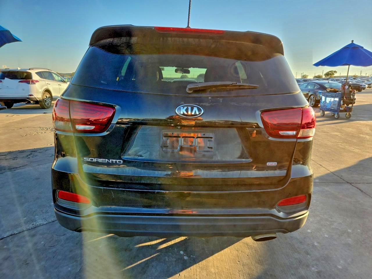 2019 Kia Sorento L VIN: 5XYPG4A33KG563020 Lot: 93766805