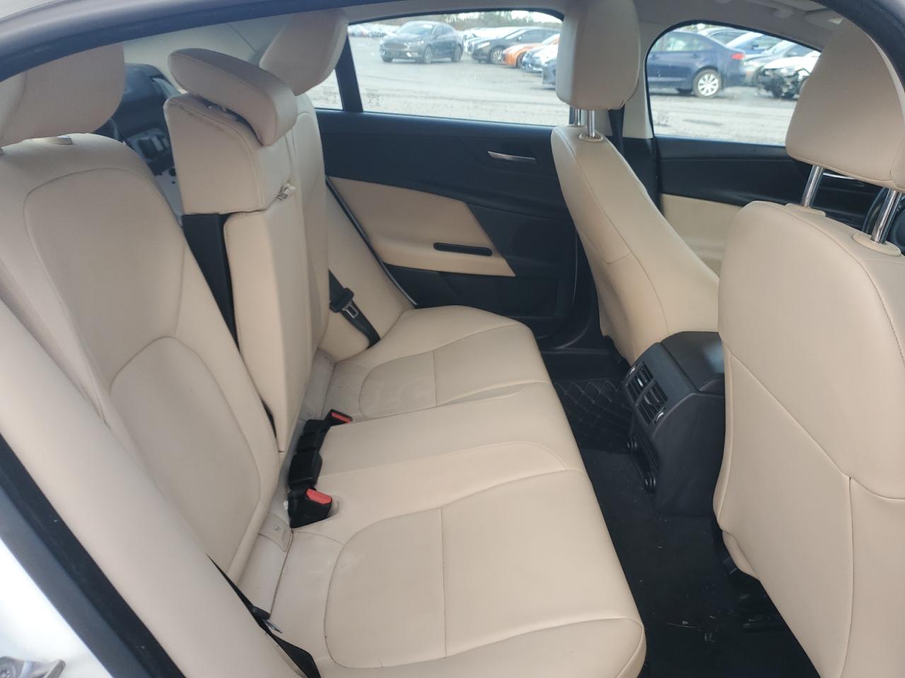 2018 Jaguar Xe Premium VIN: SAJAJ4FX4JCP25812 Lot: 90141255