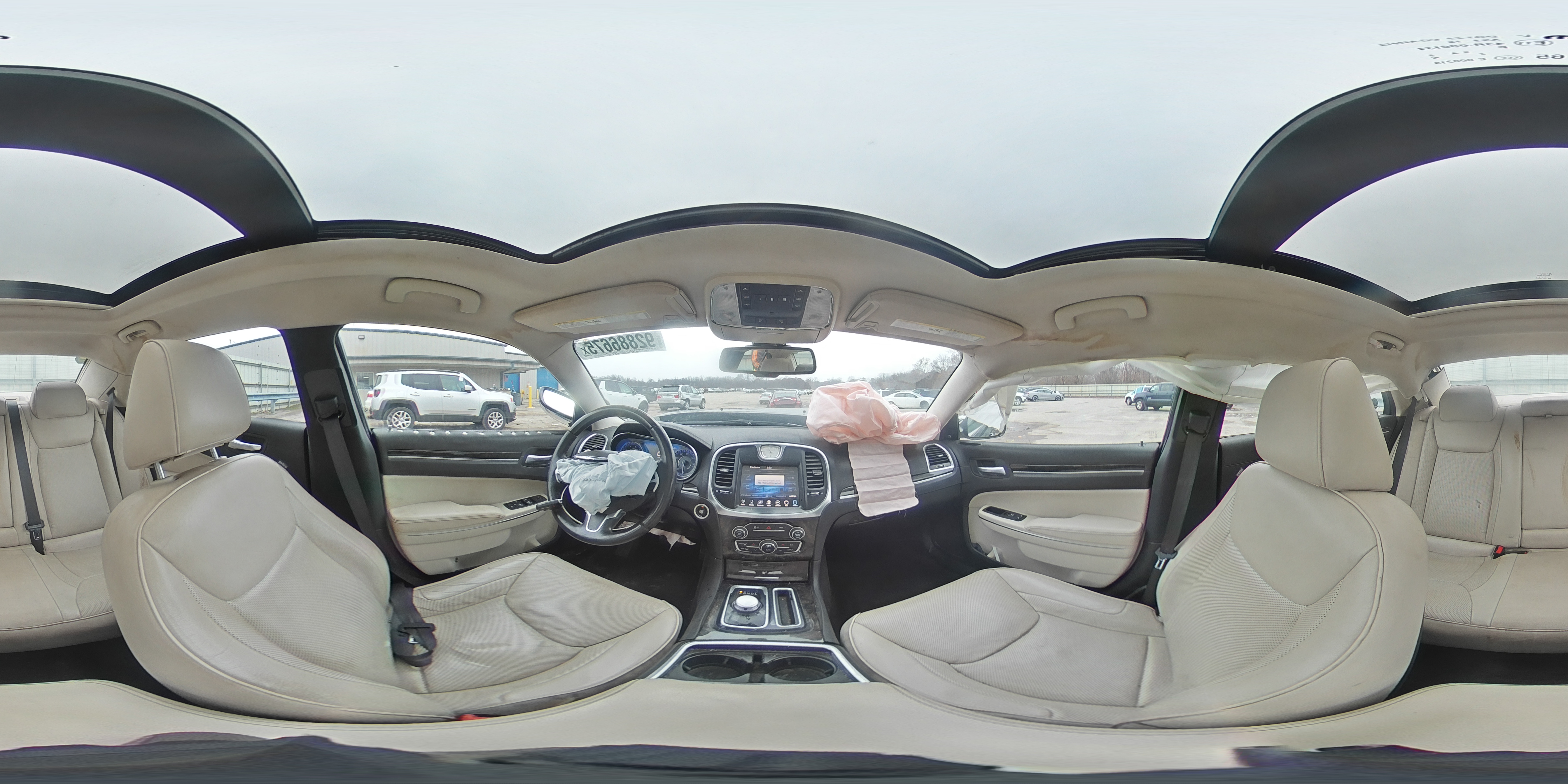 2016 Chrysler 300C VIN: 2C3CCAEG3GH328748 Lot: 92886675