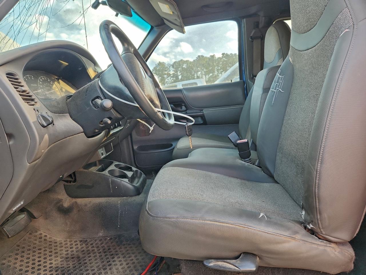 2001 Ford Ranger Super Cab VIN: 1FTYR14E21TA61354 Lot: 94236345