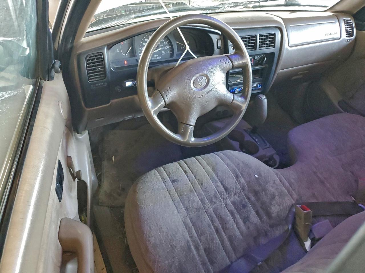 2001 Toyota Tacoma VIN: 5TENL42N31Z860358 Lot: 94124325