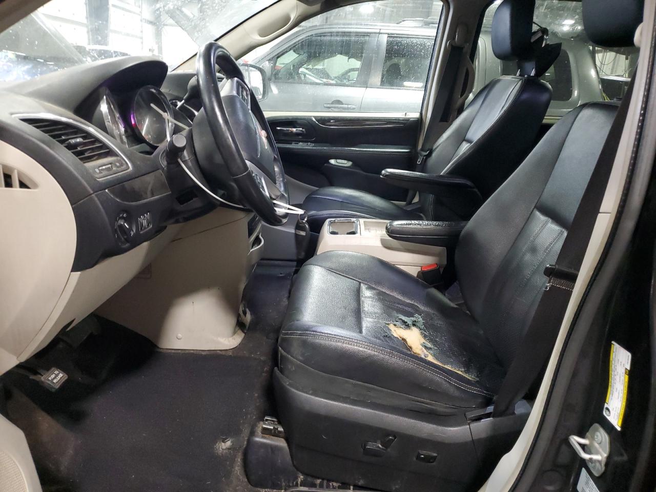 2015 Chrysler Town & Country Touring L VIN: 2C4RC1CG0FR728235 Lot: 91430715