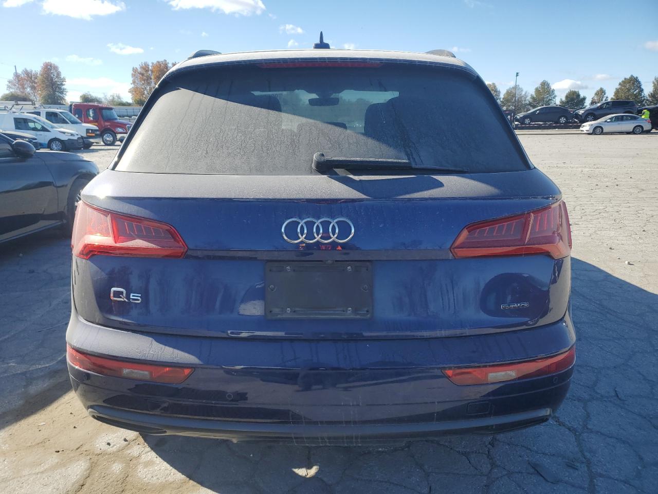 2020 Audi Q5 Premium VIN: WA1ANAFY8L2117563 Lot: 92079145