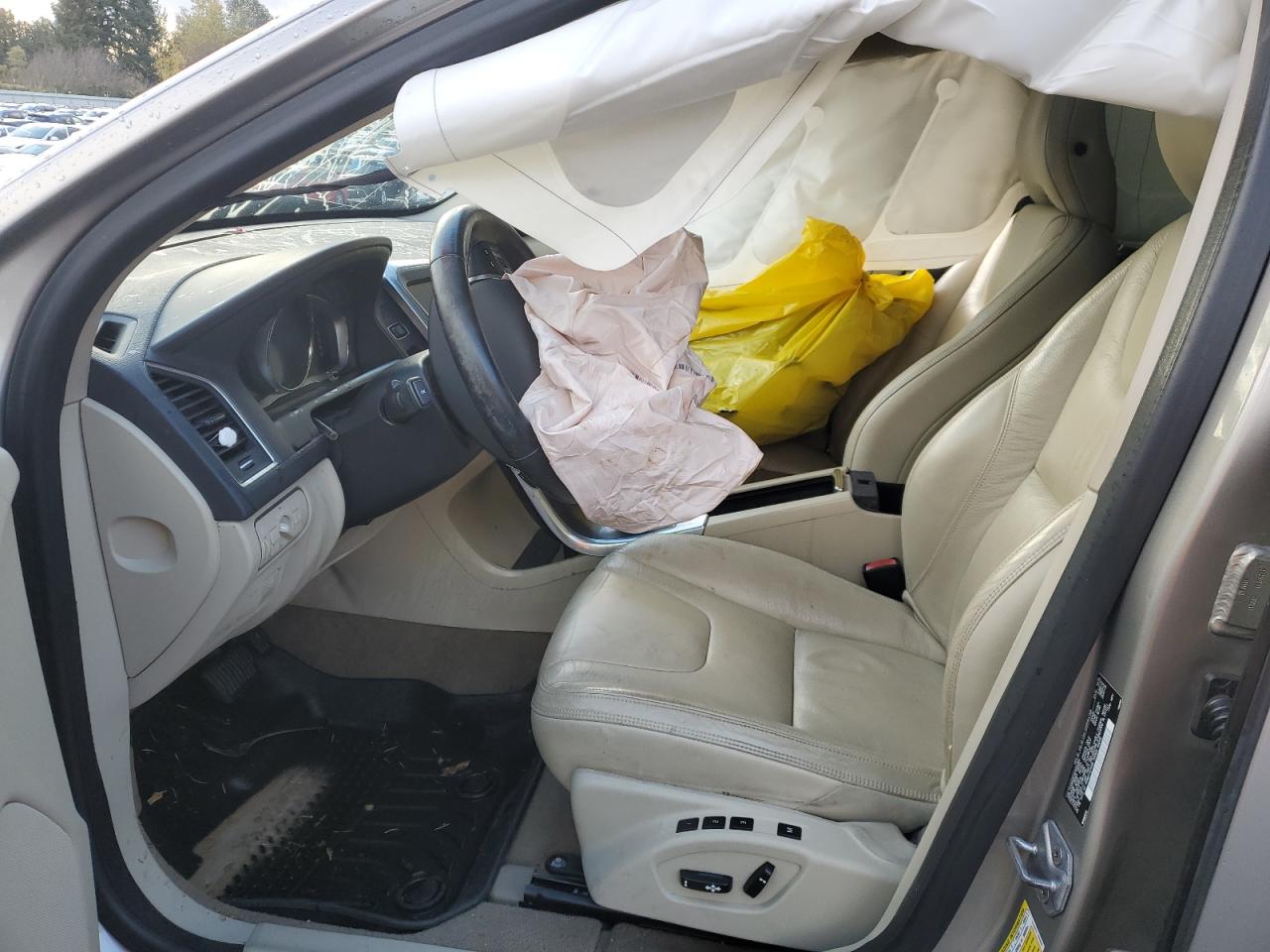 2014 Volvo Xc60 T6 VIN: YV4902DZ3E2554881 Lot: 90662545