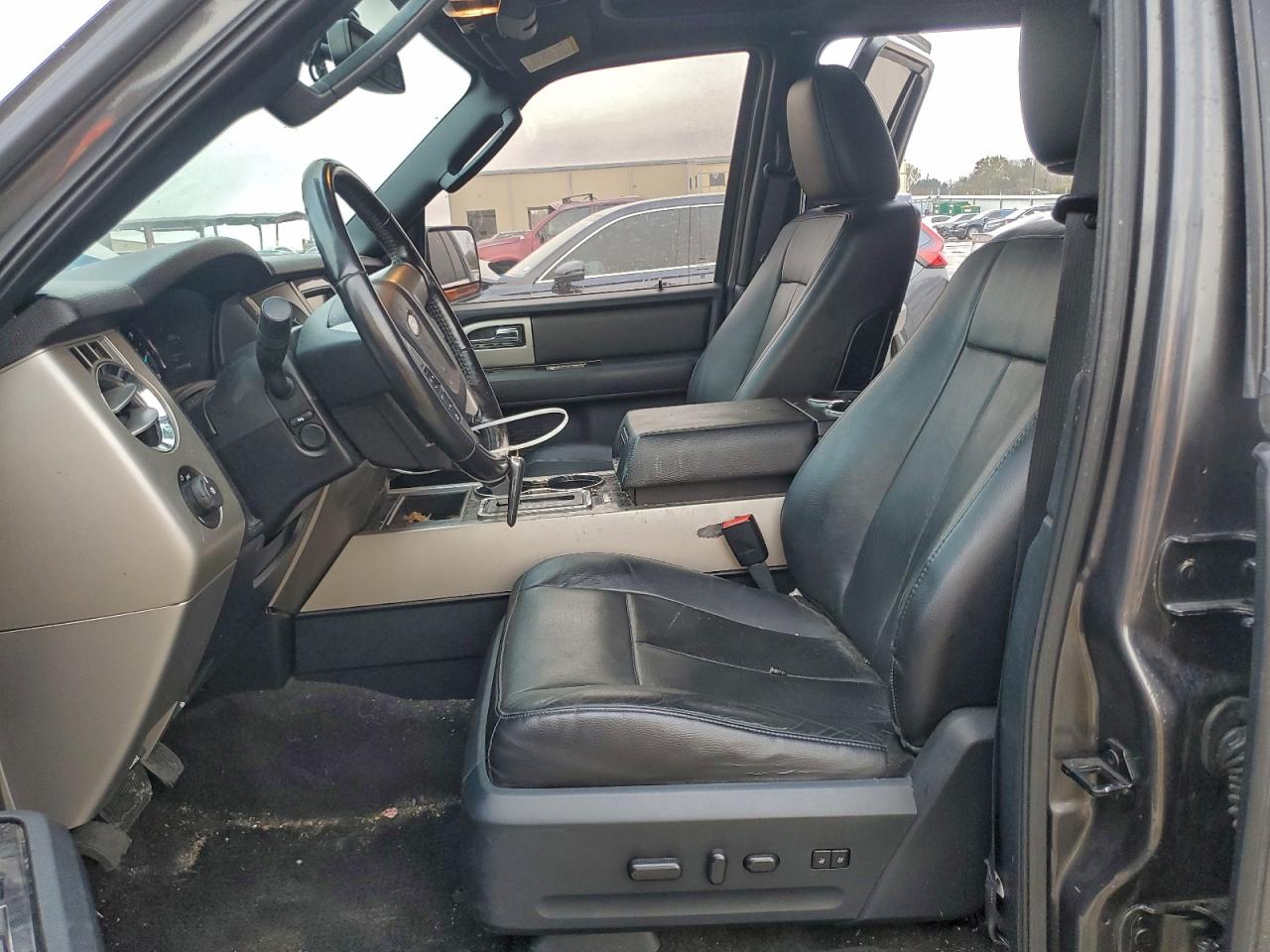 2015 Ford Expedition Limited VIN: 1FMJU1KT8FEF23358 Lot: 94343595