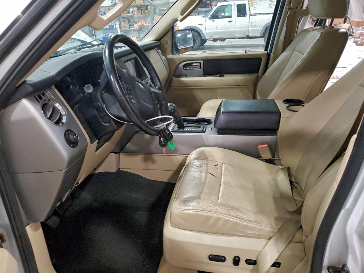 2016 Ford Expedition El Xlt VIN: 1FMJK1JT2GEF21081 Lot: 93233175